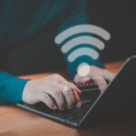 Чем опасен открытый Wi-Fi, как не сесть за него в тюрьму