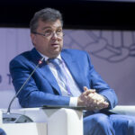 Медицинские разработки, внедрение ИИ: интервью со статс-секретарем Ростеха