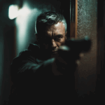 Ошибся цифрой и обеднел: мужчина напал на семью, которую случайно озолотил