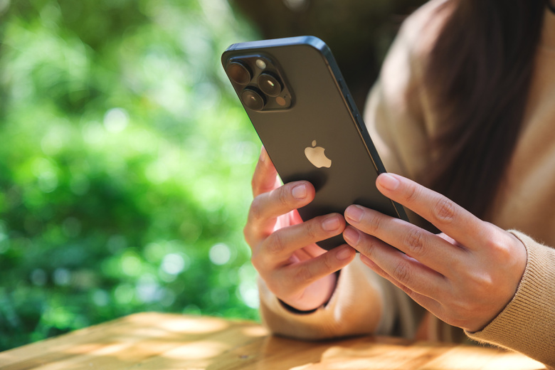 Пользователи IPhone столкнулись с опасной проблемой