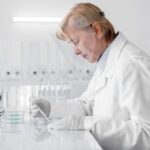 Российские ученые разработали питательный состав для сохранения семени быков