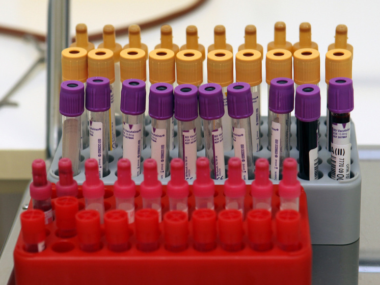 Анализ крови с помощью булавочного укола способен выявить заболевание за 10 лет до появления симптомов