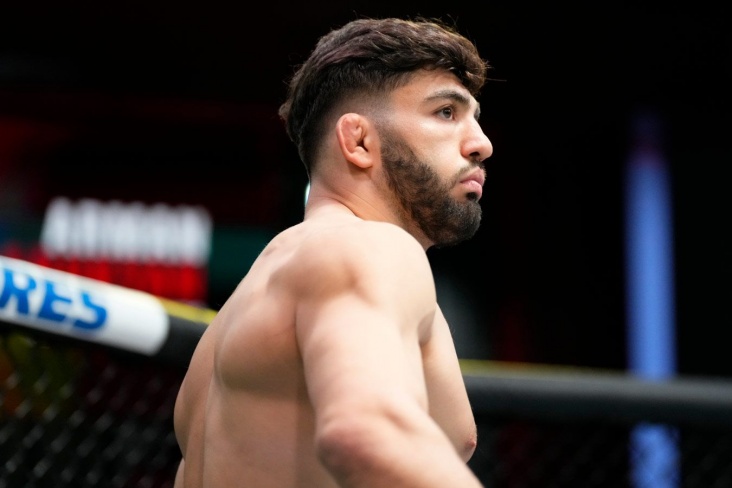 «Это будешь не ты». Царукян назвал бойца, которому UFC пообещал титульник