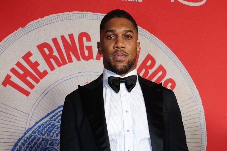 Владимир Кличко выразил поддержку Джошуа после аварии в Нигерии