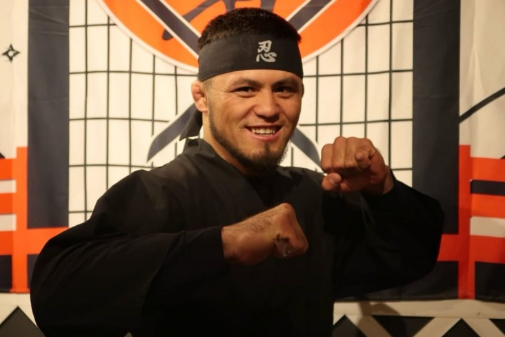 Ражабали Шайдуллаев защитил титул Rizin FF, доведя свою серию до 17 побед без поражений