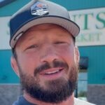 Экс-чемпион UFC объяснил, что должен сделать Умар Нурмагомедов, чтобы получить титульник