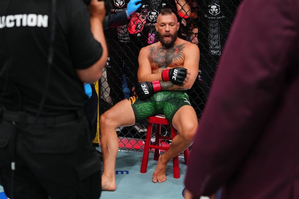 Конор Макгрегор заявил о намерении провести ещё один бой по контракту с UFC